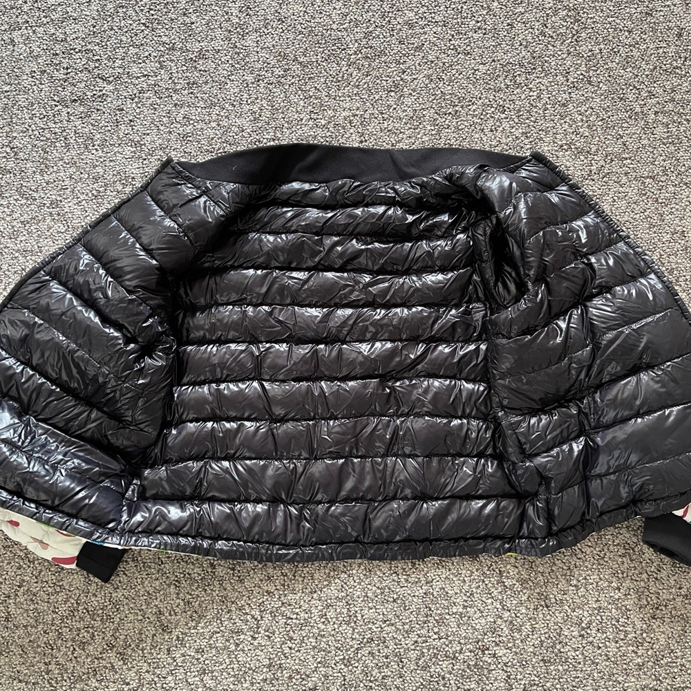 Herno Reversible Graffiti Black Bomber Padded Puffer Down Jacket 40 XS - Picture 6 of 6